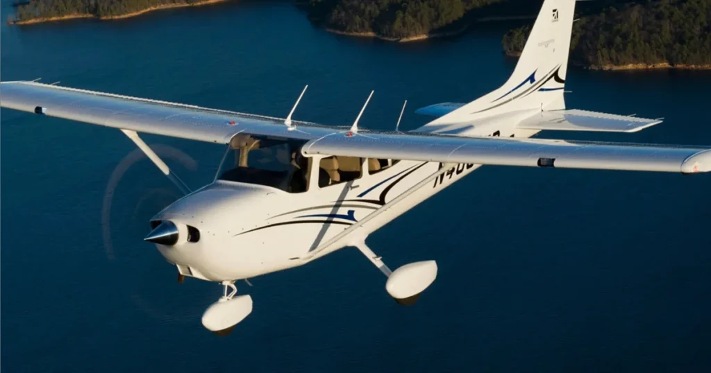 Cessna 172 Exterior